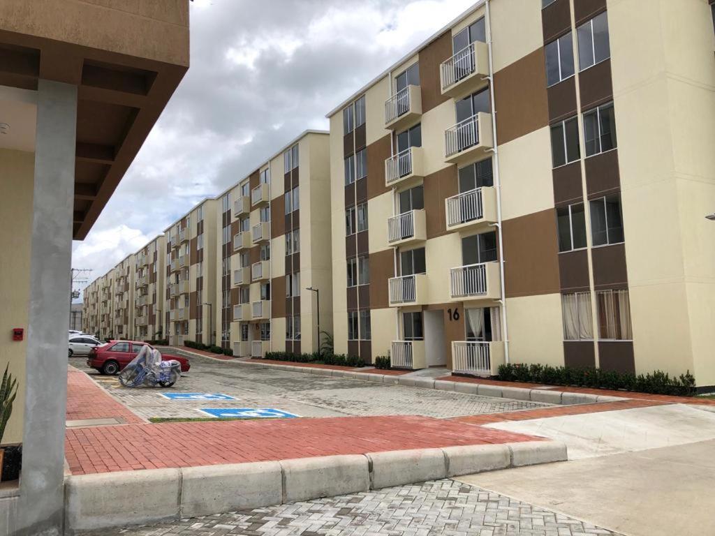 APARTAMENTO NUEVO AMOBLADO Neiva Conjunto Residencial Goya T9 504 Neiva (Huila) Exterior foto